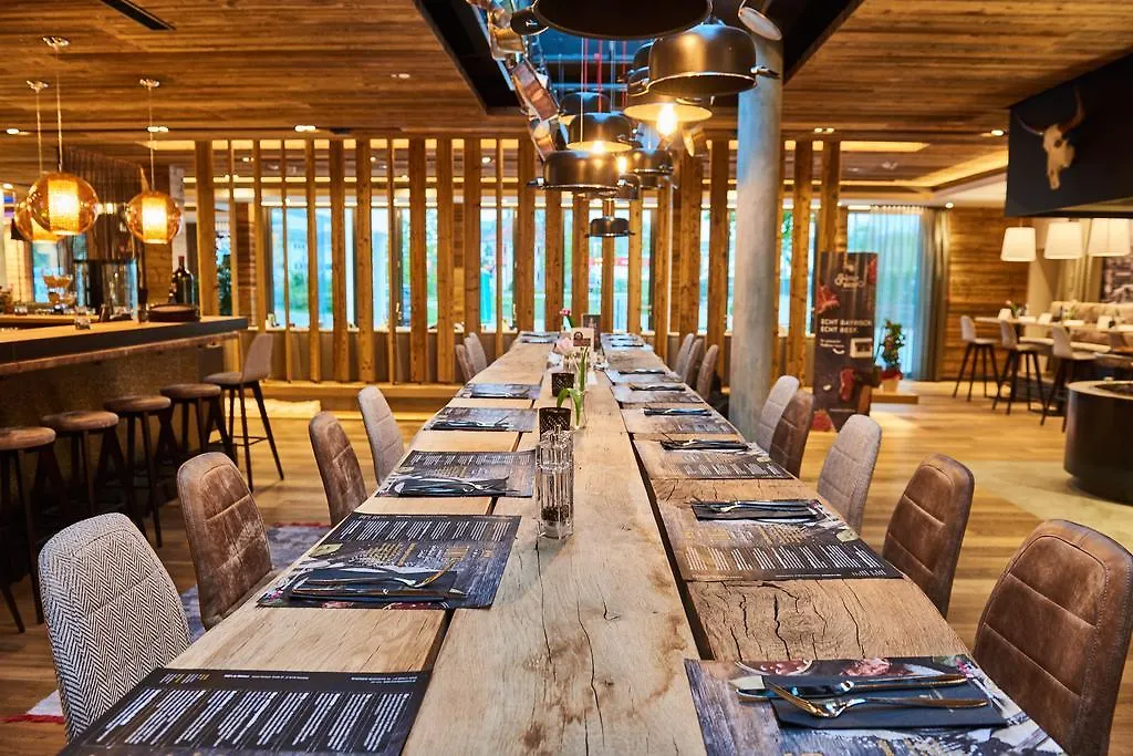 فندق Genusshotel Wenisch اشتراوبينغ